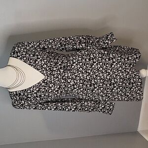 Lulu's Black & White Long Sleeve Floral Side Zip Lined Faux Wrap Mini Dress Sz S